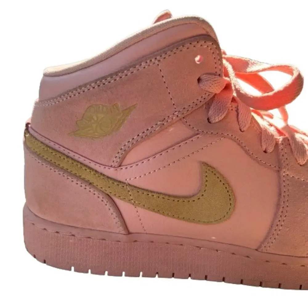 GUC Jordan 1 Mid Coral Gold (GS) Youth Sneaker Shoes Size 7Y/Women’s 8.5